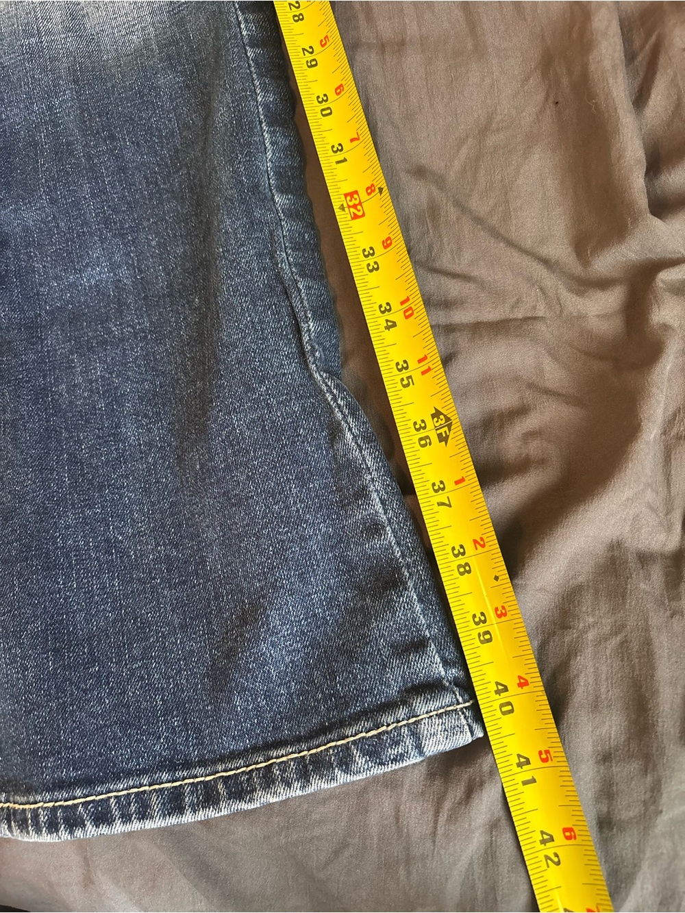 Ariat M7 Rocker Slim Fit Boot Cut Jeans - Medium Wash Men's - Picture 3 of 12